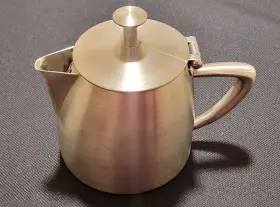 X88004801a Oneida 88004801a Oneda Stiletto Brushed S/s Short Spout 9 Oz. Teapot