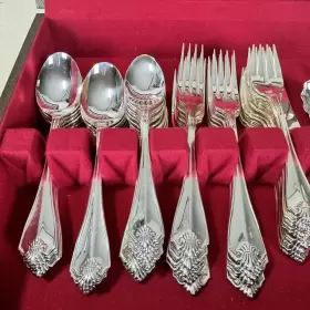 1881 Oneida 971 65 Pcs King James Rogers Silverplate Flatware Silverware In Box #2