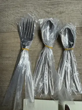 H222020al20 Oneida Camlynn Mirror Flatware Set #2