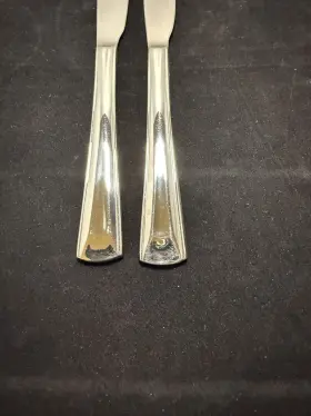 H246042a Oneida Cella Stainless Knife Set Of 2 Dinner Solid Glossy Flatware #2