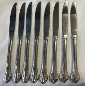 M7686 Oneida Ltd 1881 Rogers Repose Stainless 8 Dinner Knives 9 Inch