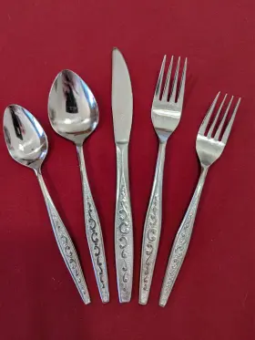 Ohs172 Oneida Northland Korea Stainless Flatware Scroll Pattern Setting For 8