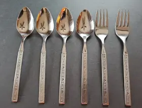 Ohs17 Oneida Vintage Greek Key Stainless By Silver 4 Teaspoons 2 Salad Forks