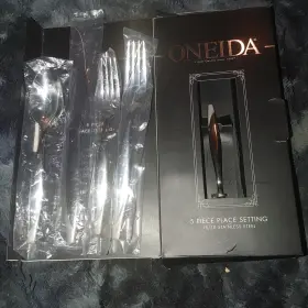 5pps Oneida Ohsfros/5pps 18/8 Stainless Steel 5pc Place Setting New Ob