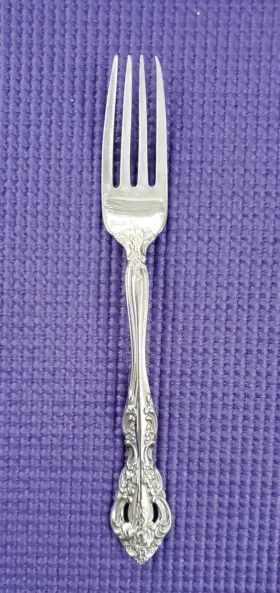 Oneida Ohsmich/f1 Stainless Flatware - Michelangelo Dinner Fork Inch Heirloom Usa