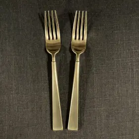 5pps Oneida Ohssas/5pps Stainless Flatware - Satin Saxon Dinner Fork Made In The Usa Set Of 2