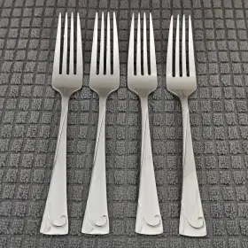 Oneida Ohsscri/f2x4 Script Dinner Forks Set Of Four Stainless Flatware