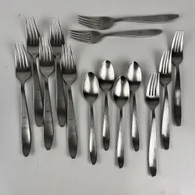 5pps Oneida Ohssest/5pps Stainless Flatware Sestina Forks Spoons Lot Of 14
