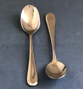 Vv-15 Oneida 2 Icarus Teaspoons Glossy 18/10 Stainless 5 7/8 Inch Vietnam 2004 Issue