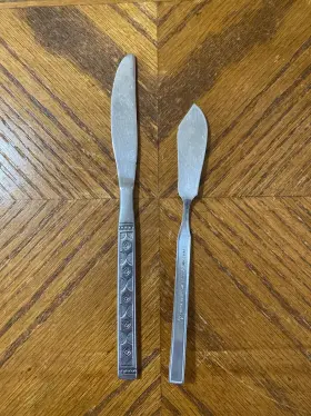 Orl55 Orleans Silver Stainless Dinner And Master Butter Knife Mid Century Lot Of 2 #2
