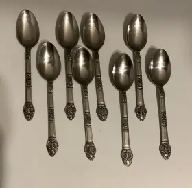 M3283 Oxford Hall Stainless Flatware Korea Lot Of 8 Soup Spoons 7.5 Inch