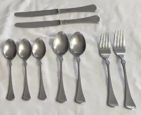 Oxh101 Oxford Hall Rose Mix Lot Of 9 Stainless Flatware Made In Japan