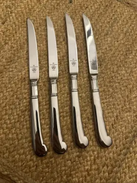 096-178-00 Pfaltzgraff 025398198924 4 - Stainless Steak Knives Pistol Grip Handle Korea