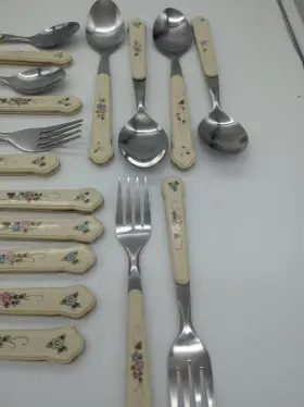096-113-00 Pfaltzgraff 21 Piece Tea Rose Stainless Steel Flatware Cutlery Fork Spoon Read #2