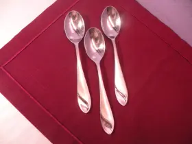 3912329 Pfaltzgraff Set Of 3 Sand And Seas Stainless Teaspoons 6 7/8