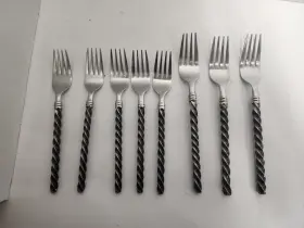 Pii14 Pier 1 7 Dinner Forks One 18/8 Stainless China Twist 3 Black 8 Inch And 5