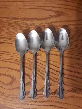 Pth3 Potter & Smith Lot Of 4 And Stainless Steel Tablespoons