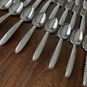 Ralph Lauren 735092128850 60 Piece Equestrian Braid Stainless 1991 Japan Flatware / Gold Trim #2