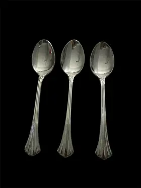 8240015 Reed & Barton 3 Pc And Stainless 1800 Place Dinner Spoon 6 7/8 Inch Flatware