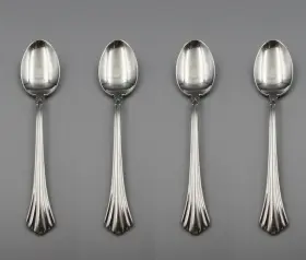 Rds1800 Reed & Barton Rds1800/plsx4 And Stainless 1800 Oval Soup / Place Spoons - Set Of Four