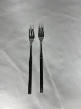 Rls9 Regal Cocktail Fork Oneida Rogers Spanish Court Set Of 2