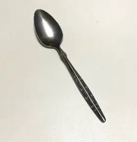 Rif30 Riviera Stainless Steel Spoon Japan Flatware Glossy Roses Pattern 6.25 Inch