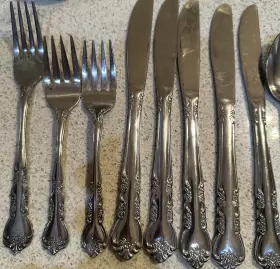 Ins446 Rogers Vtg Co. Delight Floral Stainless Steel Flatware 13 Pieces Korea #2