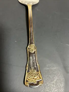 854758 Royal Albert 18/10 Fork Old Country Roses Stainless Meat Mint #2