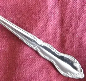 409769 Royal Household Stainless 3 Teaspoons Rhh11 Glossy Scrolls Flowers 6 Inch China #2