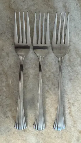 Royal Rhh9 3 Fork 18/0 Stainless By Household Glossy China 7 3/8 Inch