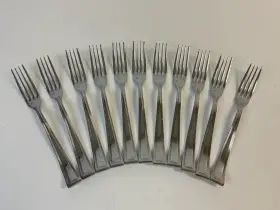 1.5.101.00.002 /schott Zwiesel Fortessa Pantheon Set Of 11 Dinner Forks 18/10 Stainless Steel Flatware