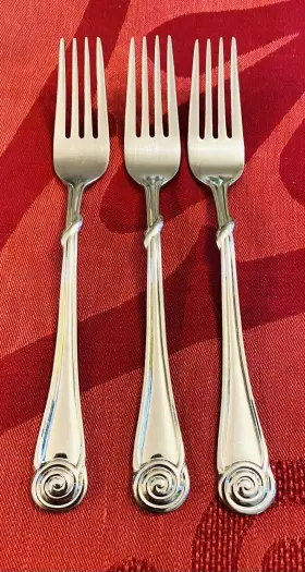 Sss1 Sonoma Life Styles Spiral Outline Tip Lines 3- Salad Forks 7 1/8 Inch