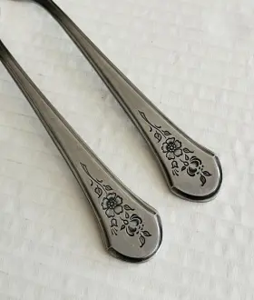Srb291 Stanley Roberts Seb291 Rogers Co Stainless Korea 2 Dinner Forks Floral Burnished #2