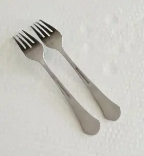 Srb291 Stanley Roberts Seb291 Rogers Co Stainless Korea 2 Dinner Forks Floral Burnished #3