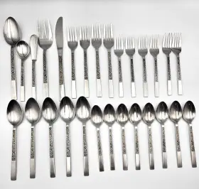 Srb279 Stanley Roberts Crown Mark Stainless Steel 28 Piece Random