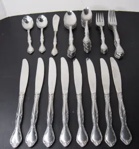 Tws177 Towle Supreme Cutlery Stainless Lot Of 39
