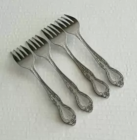 Usi29 United Silver & Co And Stainless Korea 4 Salad Forks Flower On Tip #3