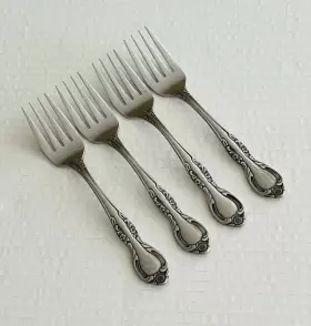 Usi29 United Silver & Co And Stainless Korea 4 Salad Forks Flower On Tip
