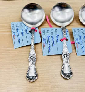 1902 Wallace 3 Inch Floral Bouillon Spoons Silver Plated Vintage No Monogram #2