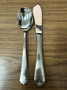 5252566 Wallace Lotus Stainless Steel Serving 2 Pc Hostess Set Brand New