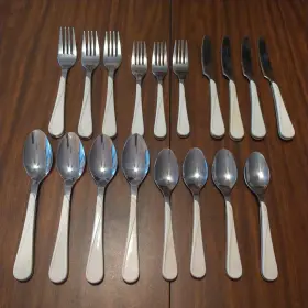 Waf11 Washington Forge Wf Set Of 18 Pcs White Stainless Flatware