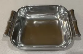 353346 Wilton Armetale Bamboo Glossy Square 1 Quart Serving Bowl 7 Inch X 8 10/16 Food Safe