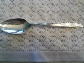 72417 Wm. A. Rogers Oneida Brittany Rose Teaspoon Silverplate