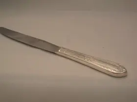42343 Wm. Rogers Mfg International Silver Cotillion Dinner Knife S 1937 Silverplate