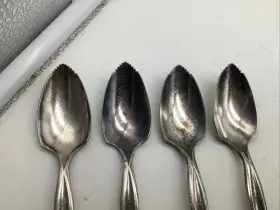 Ins242 Wm. Rogers & Son 4 Mfg. Co. Serrated Spoons Stainless Steel Grapefruit Citrus #2