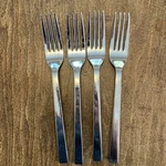 Oneida Chef's Table Stainless Steel Dinner Fork Lot Of 4. Fixed Price $14.99.