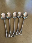 Gourmet Settings 18/10 Stainless Steel Twist Dinner/tablespoons Of 5 8". Fixed Price $25.00.