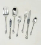 Oneida Leander Stainless Steel Glossy Flatware Heirloom Collection. Fixed Price $12.00.