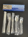 Oneida Saratoga 5 Piece Place Setting Flatware Immaculate 18/10 Stainless Steel. Fixed Price $30.00.
