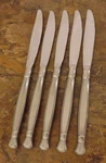Oneida Act 1 Cube Set Of 5 Dinner Knives Heirloom Stainless Flatware Lot. Fixed Price $33.29.